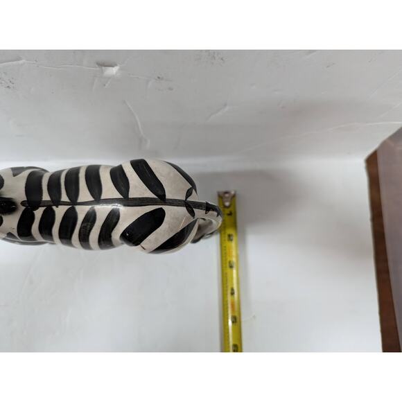 Vintage Ceramic Zebra Figurine Made in Japan Hand Painted 9" collectible NICE - Picture 6 of 8